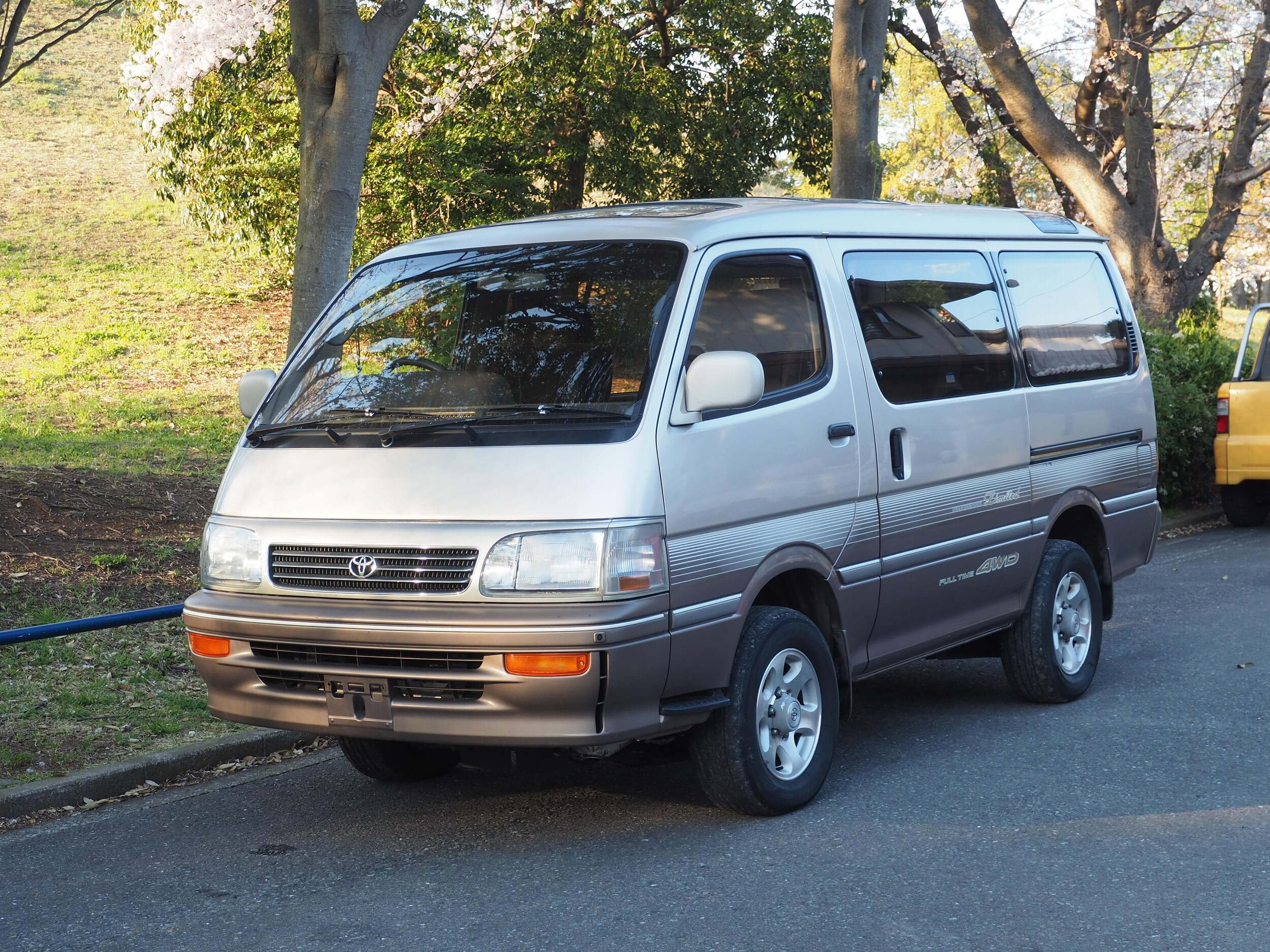 travel rembang karanganyar