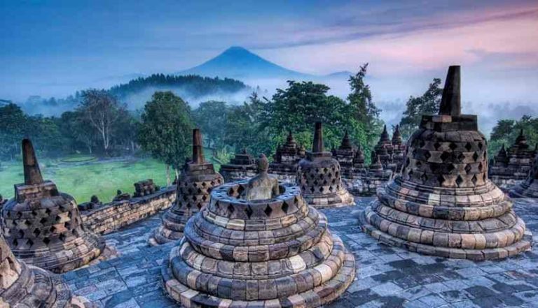 3 Komponen dalam Contoh Brosur Wisata Jogja, Harus Tahu!