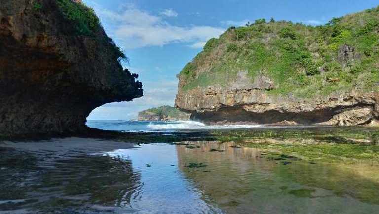 Berwisata ke Pantai Greweng 2023 Yuk!