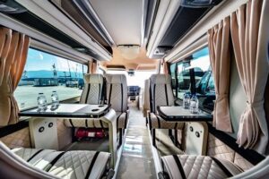 Fasilitas Sewa Bus Luxury Semarang