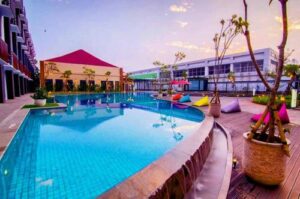 Front One Akshaya Hotel