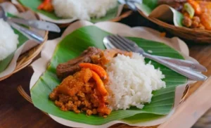 Gudeg Yu Djum Wijilan merupakan gudeg enak di Jogja