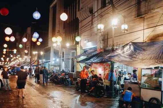 Kuliner Malam di Bandung