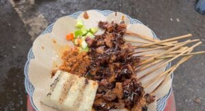 Sate Kambing Muda Haji Kuning Majalengka