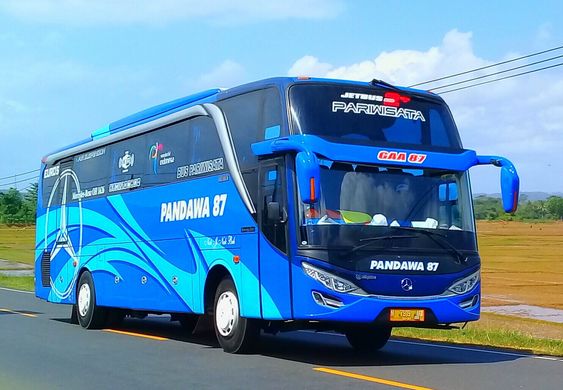 Sewa Bus 34 Semarang Murah