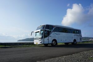 Sewa Bus Mewah Semarang Murah
