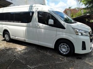 Sewa Hiace Luxury Jakarta Jogja