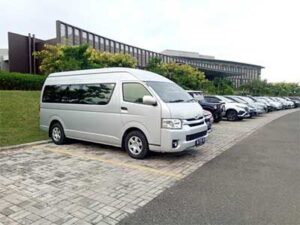 Sewa Mobil Semarang Terdekat