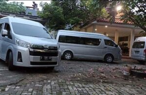 Travel Tangerang Ngasem dengan Hiace