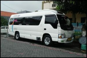 Travel Tangerang Sampang dengan Elf