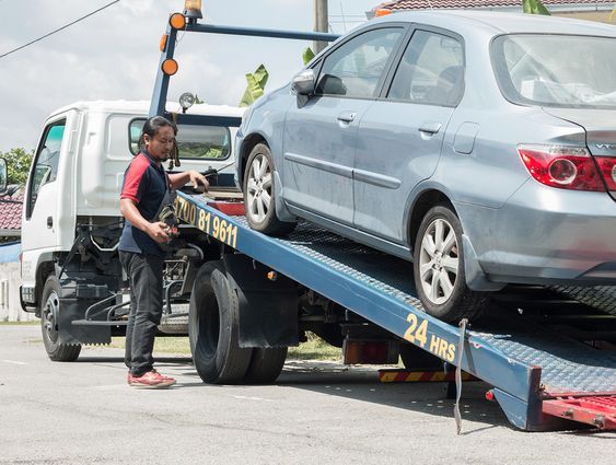 7 Penyebab Kendaraan Perlu Sewa Towing Karawang Barat