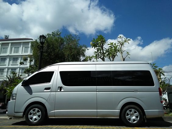 Keuntungan Menggunakan Layanan Rent Car Bogor