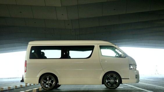 Rental Mobil Lepas Kunci Dengan Driver
