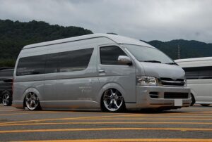 Rental dan Sewa Mobil Solo
