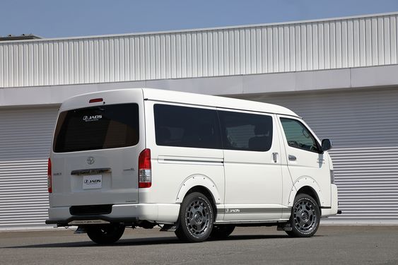 Belvania Trans, Solusi Terbaik No. 1 Rent Car Surabaya