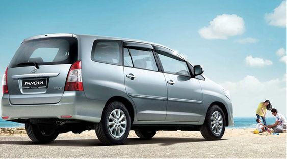 Daftar Harga Sewa Mobil Harian Innova