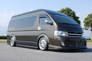 Sewa Mobil Elf 20 Seat Semarang