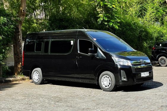 Sewa Mobil Jakarta Terdekat, Solusi Perjalanan Terbaik 2024