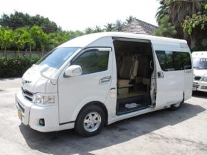 Sewa Mobil Solo Terdekat