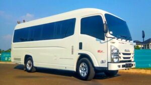  travel Jakarta Semarang berangkat malam