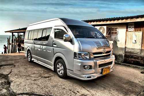 Travel Bandung Jakarta Utara