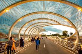 sewa bus wisata banyuwangi